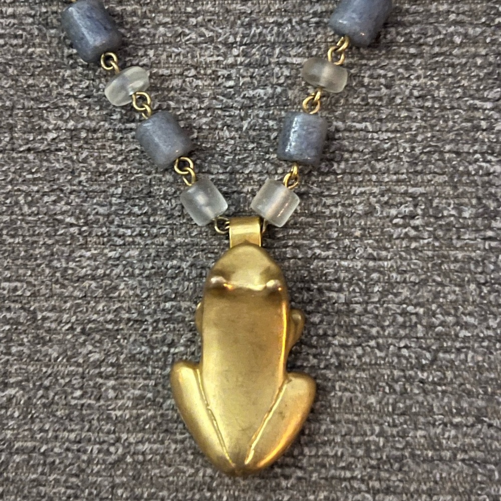 Galeria Museo de oro “mo” frog pendant necklace 14k plated beaded necklace.